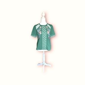 Anthropology by Mauve embroidered green top, Size 4